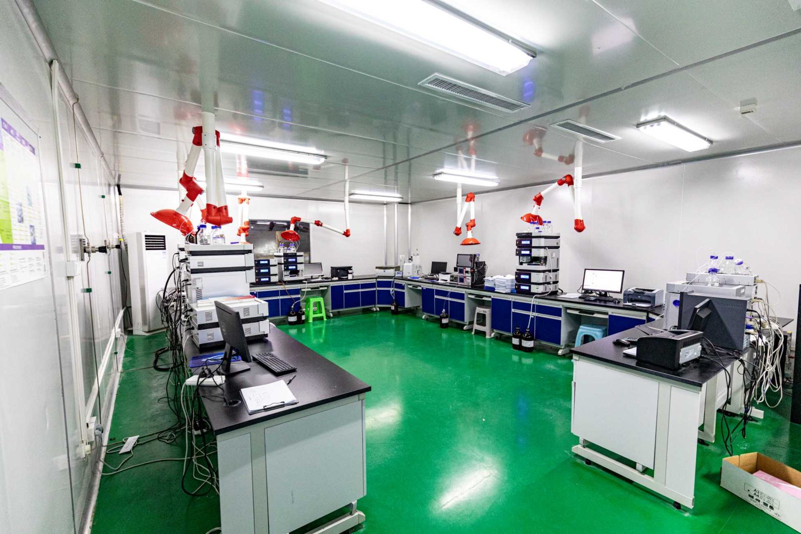 Modern laboratory environment for nutraceutical research and formulation development